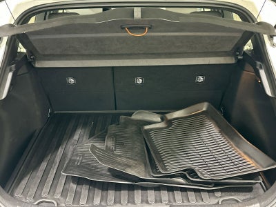 2023 Toyota Corolla Hatchback SE