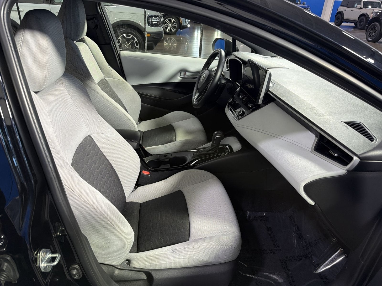 2024 Toyota Corolla Hatchback SE