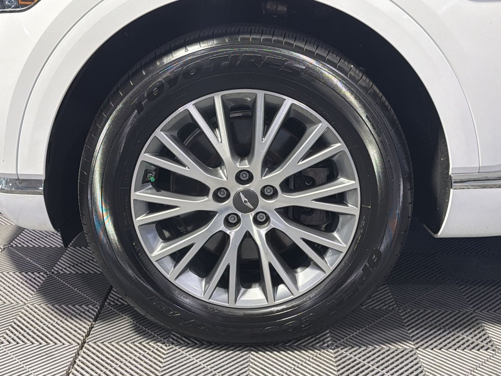 2024 Genesis GV80 2.5T