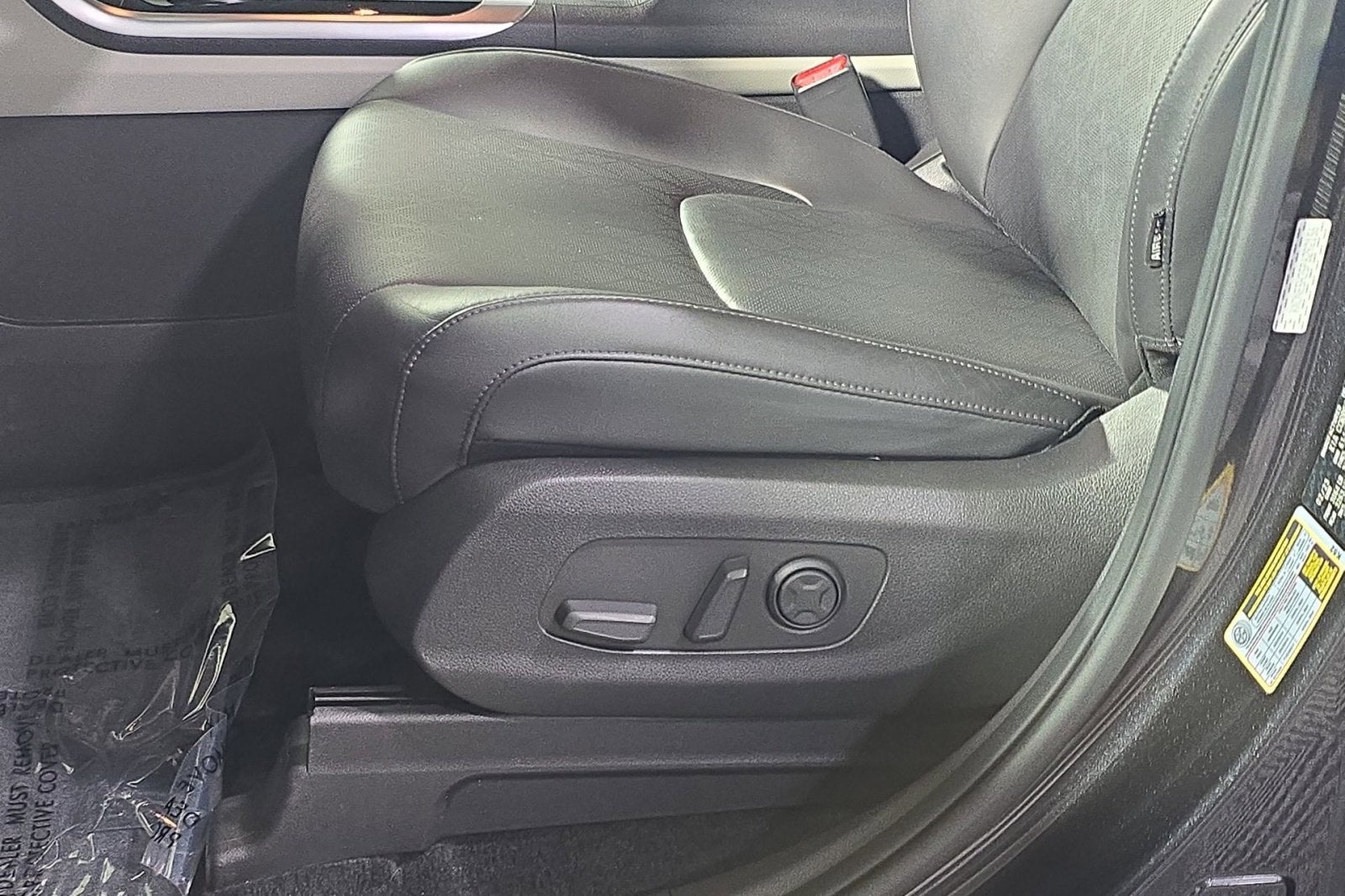 2023 Kia Carnival SX