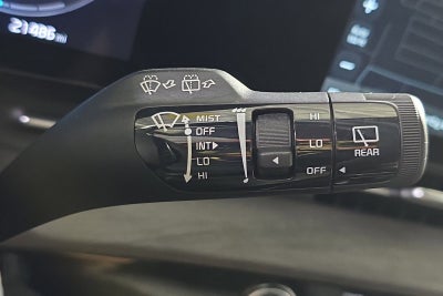 2023 Kia Carnival SX