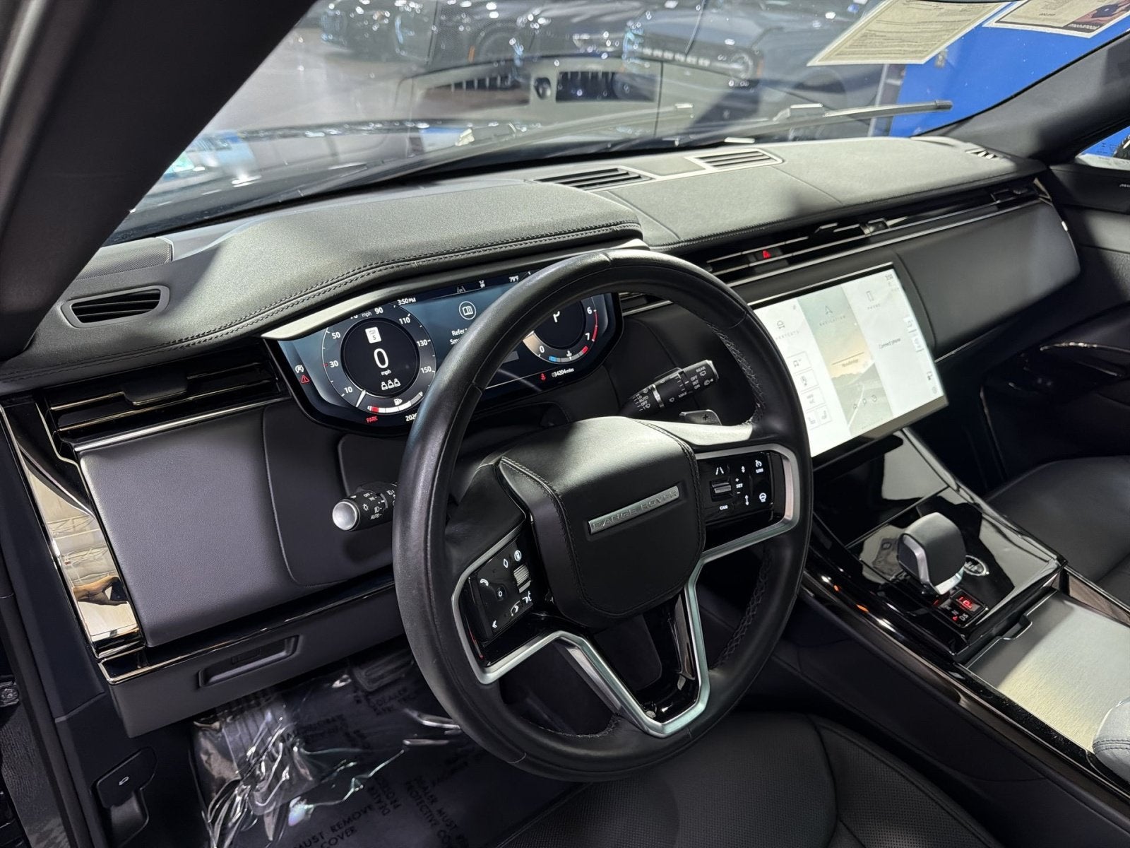 2025 Land Rover Range Rover Sport SE