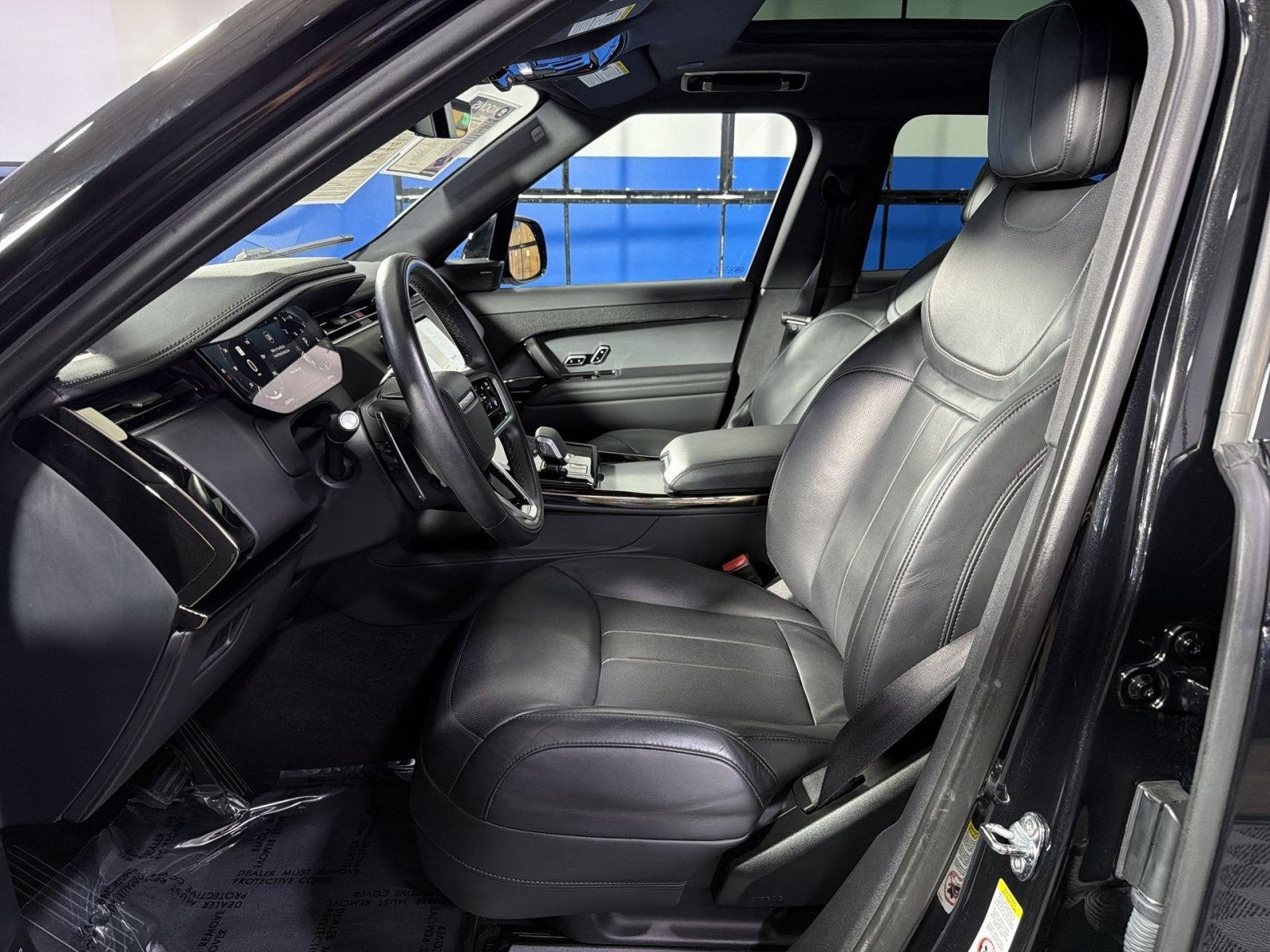 2025 Land Rover Range Rover Sport SE