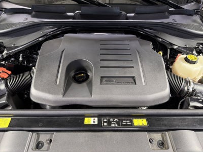 2025 Land Rover Range Rover Sport SE