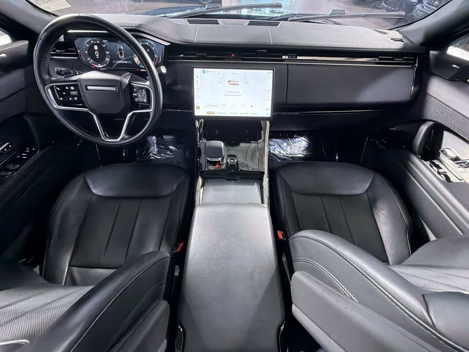 2025 Land Rover Range Rover Sport SE