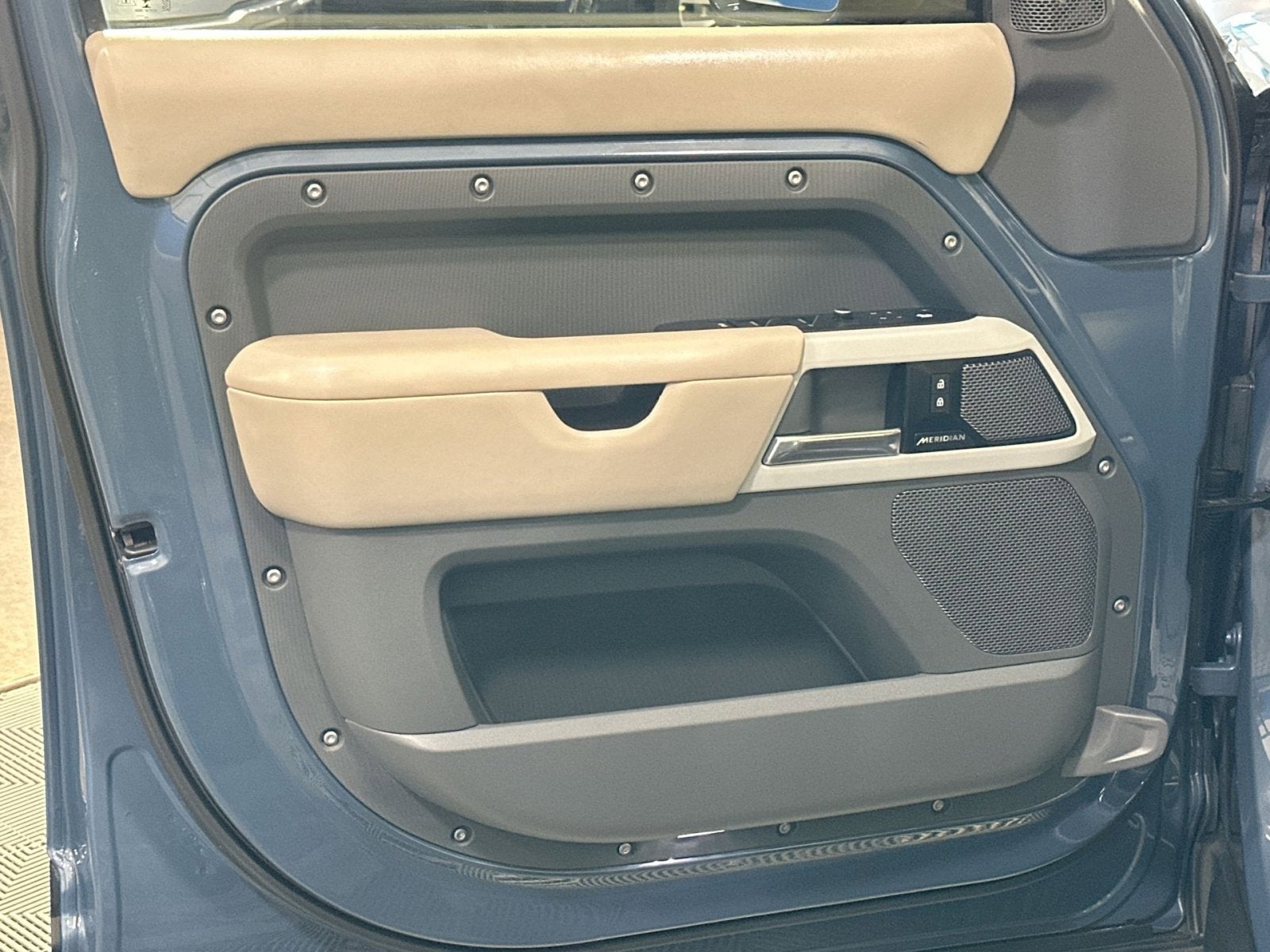 2020 Land Rover Defender 110 HSE