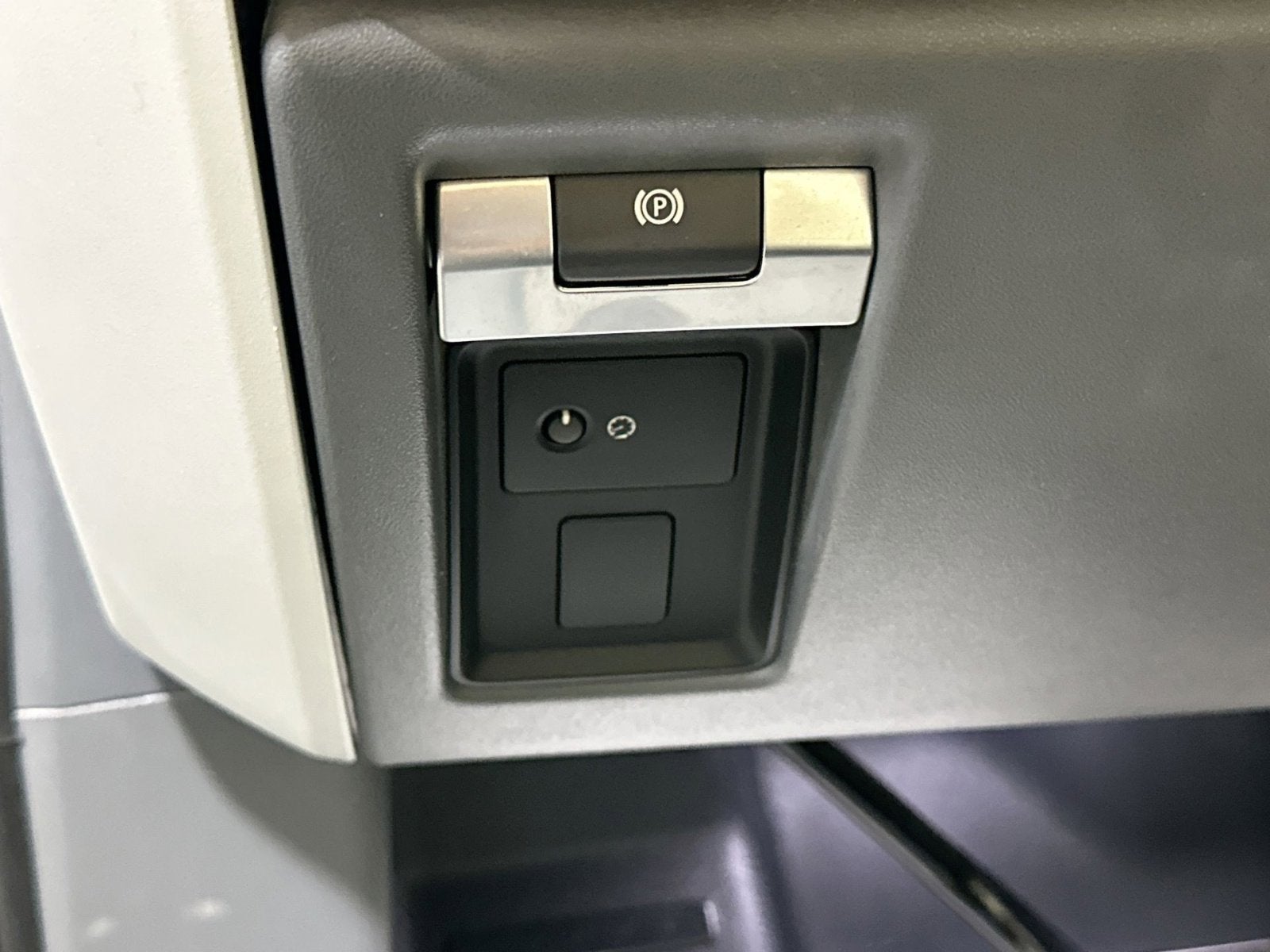 2020 Land Rover Defender 110 HSE