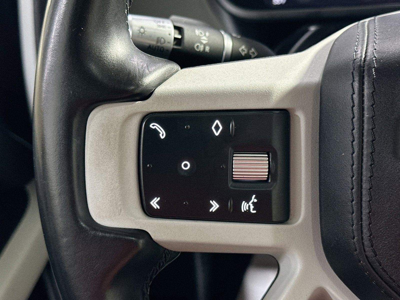 2020 Land Rover Defender 110 HSE