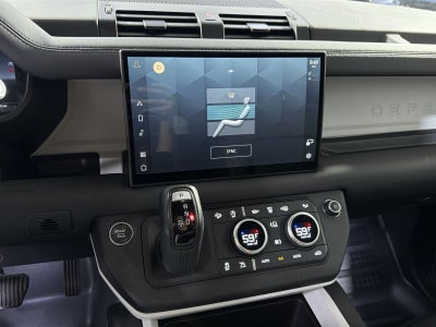 2025 Land Rover Defender 110 S
