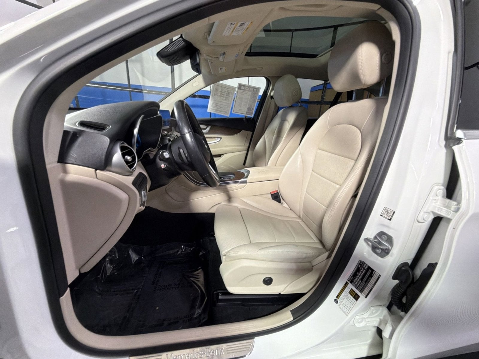 2021 Mercedes-Benz GLC GLC 300