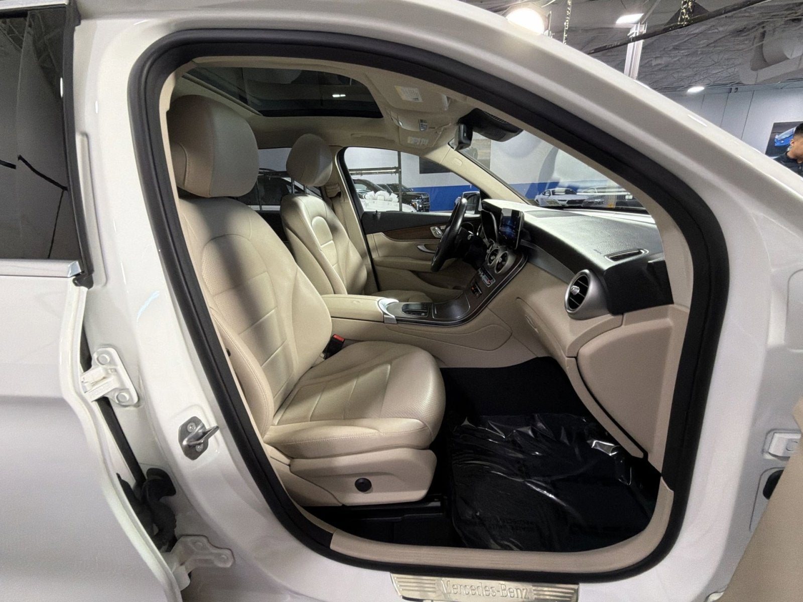 2021 Mercedes-Benz GLC GLC 300