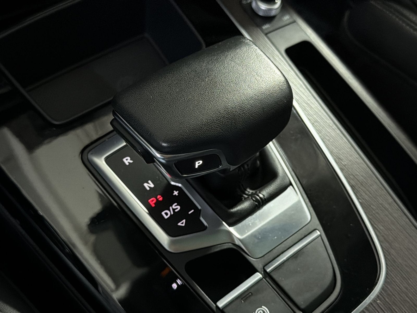 2024 Audi Q5 45 S line Premium