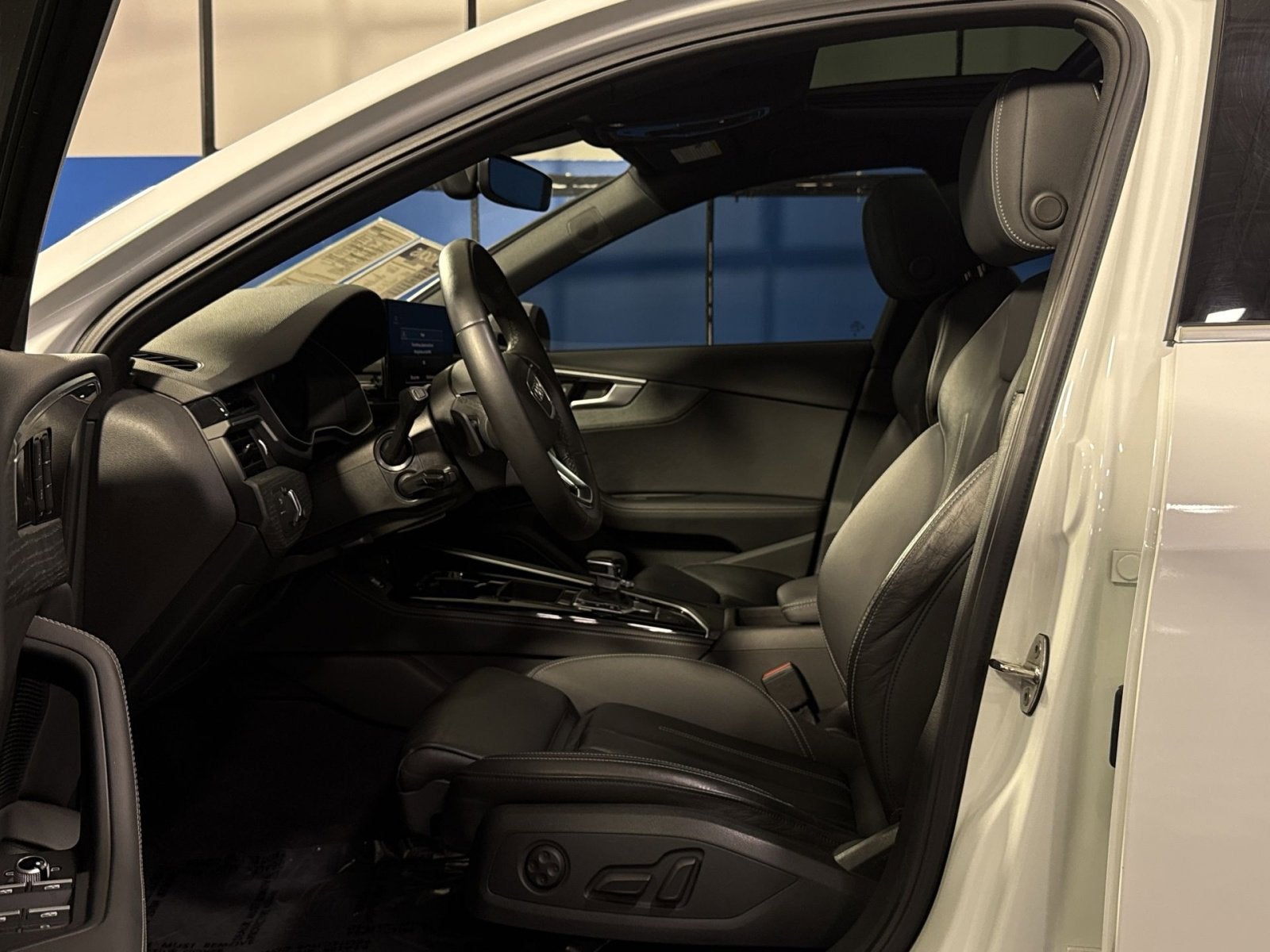 2023 Audi A4 45 S line Premium Plus