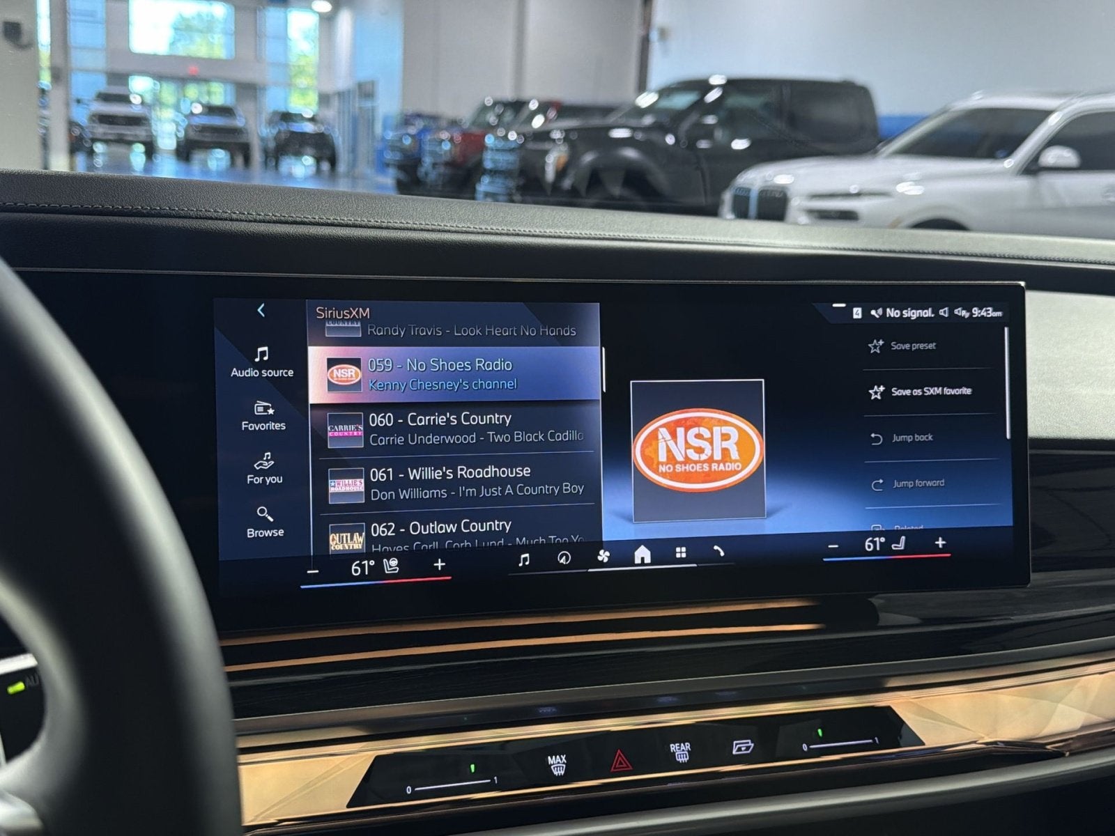 2023 BMW 7 Series 740i
