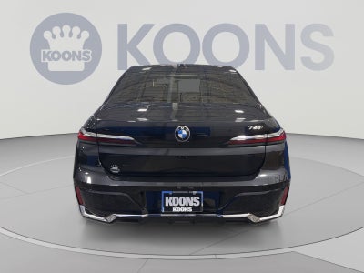 2023 BMW 7 Series 740i