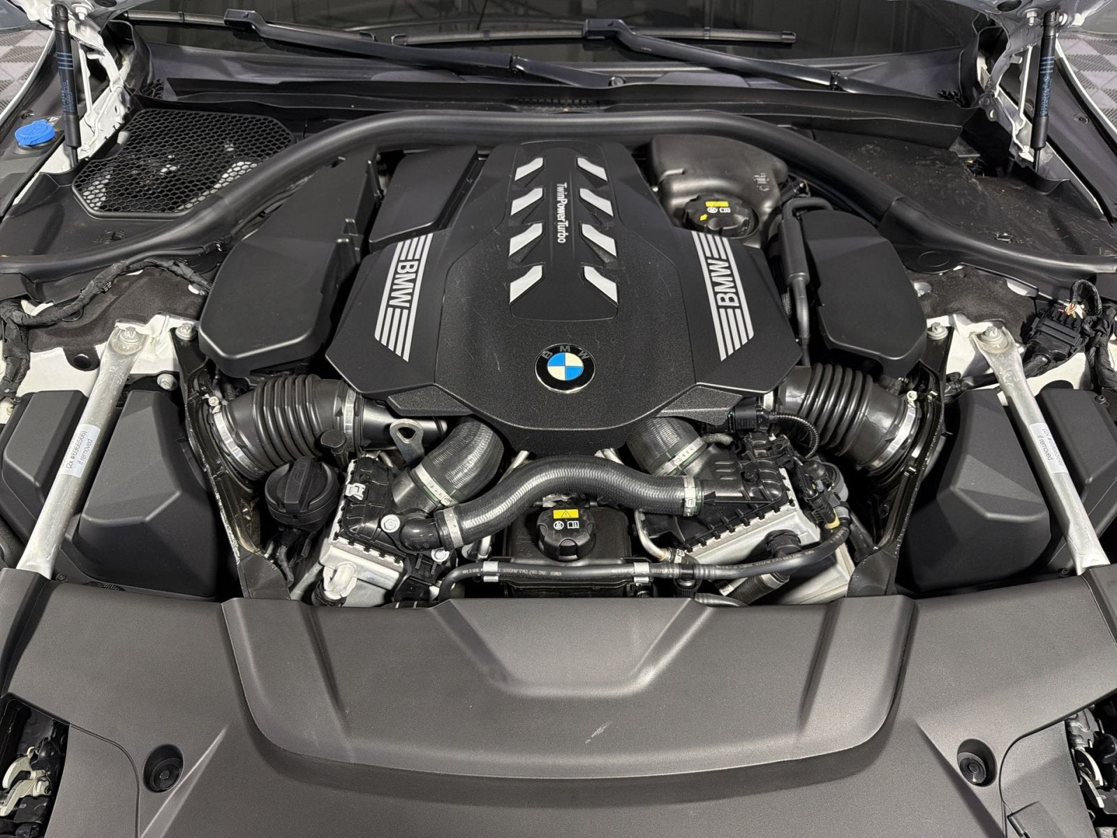 2022 BMW 7 Series 750i xDrive