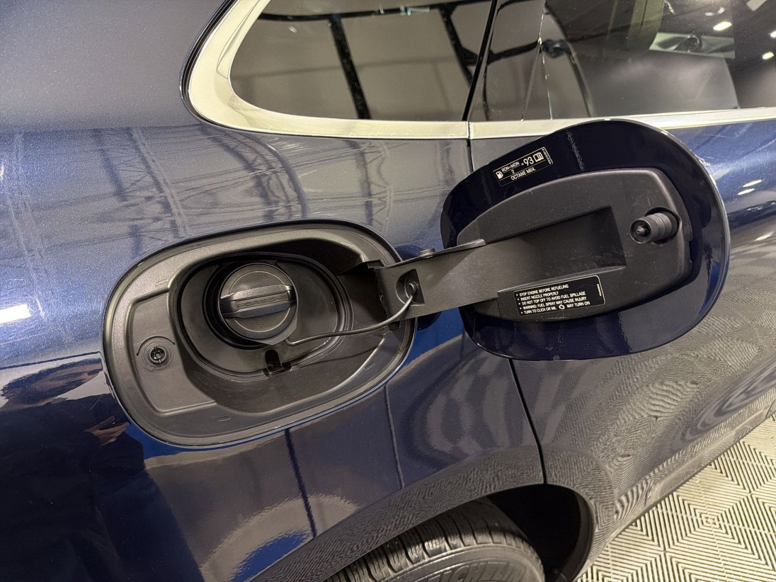 2021 Porsche Macan Base