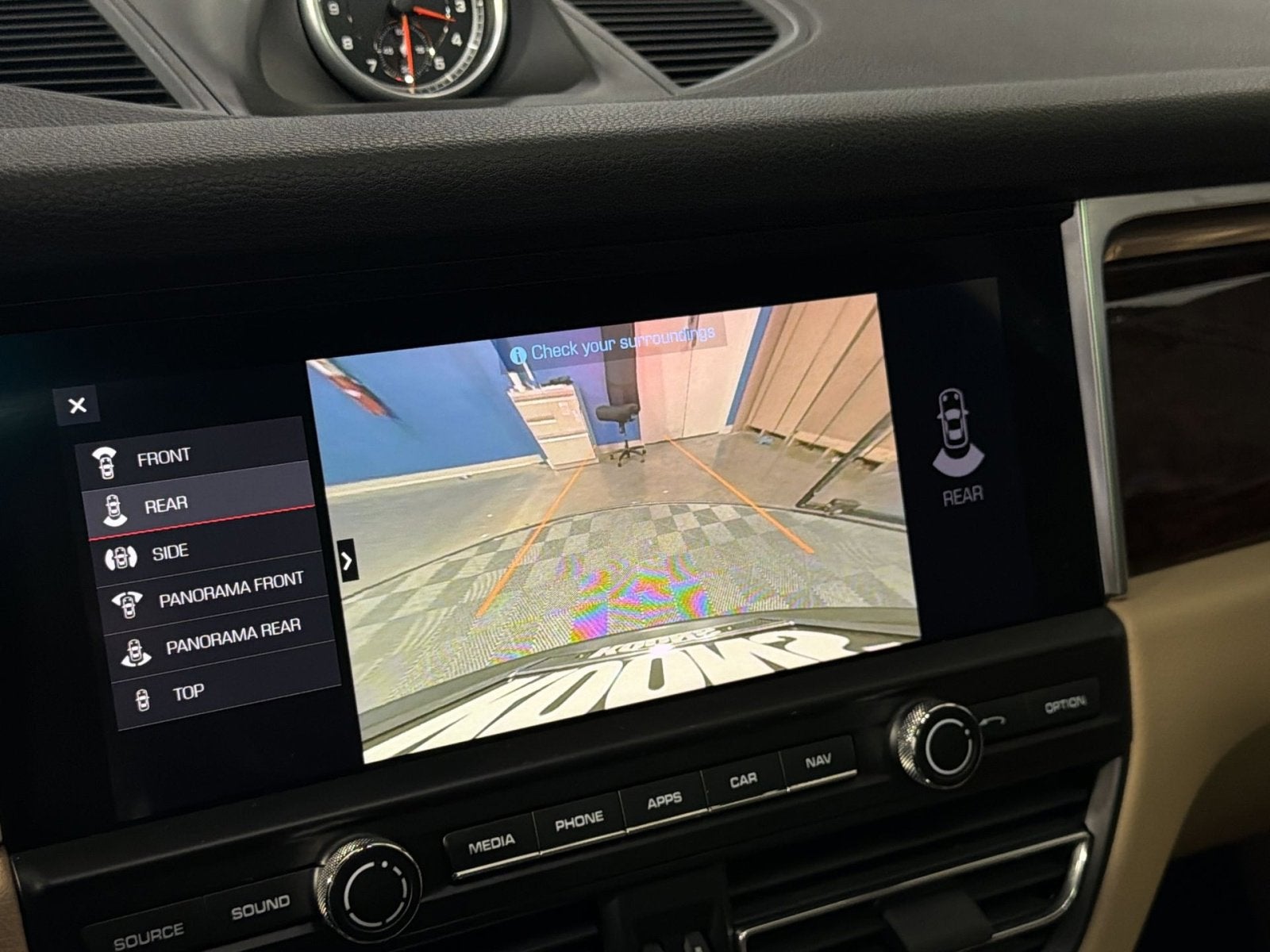2021 Porsche Macan Base