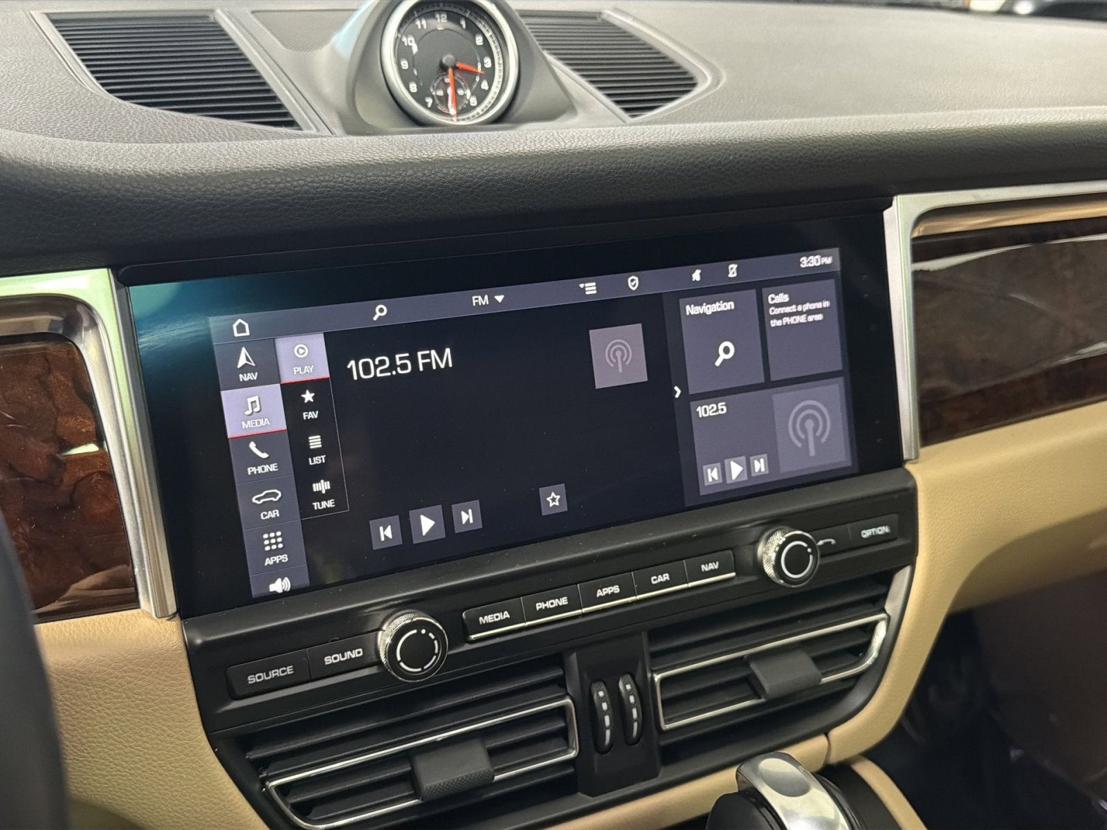 2021 Porsche Macan Base