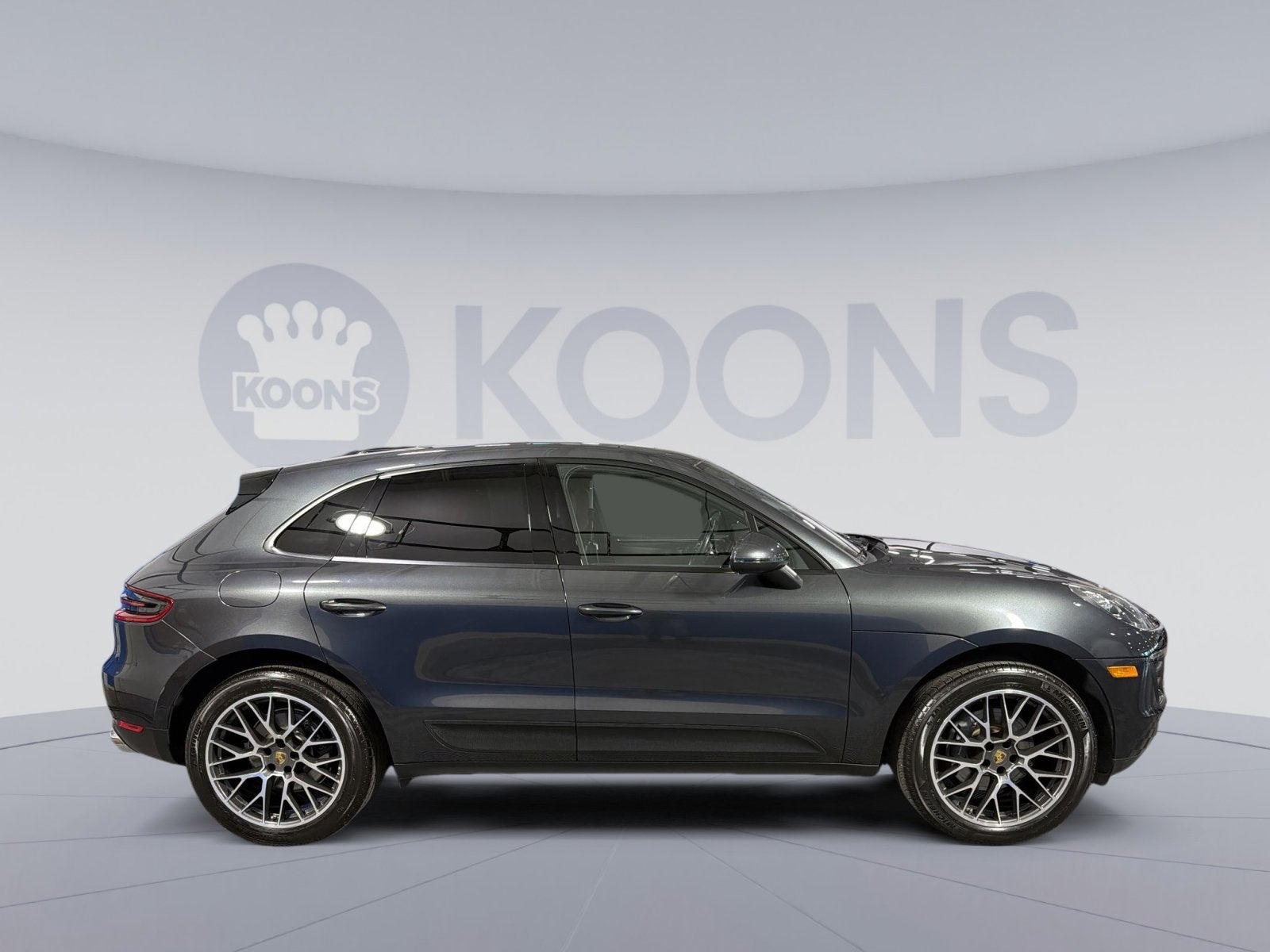 2018 Porsche Macan Base
