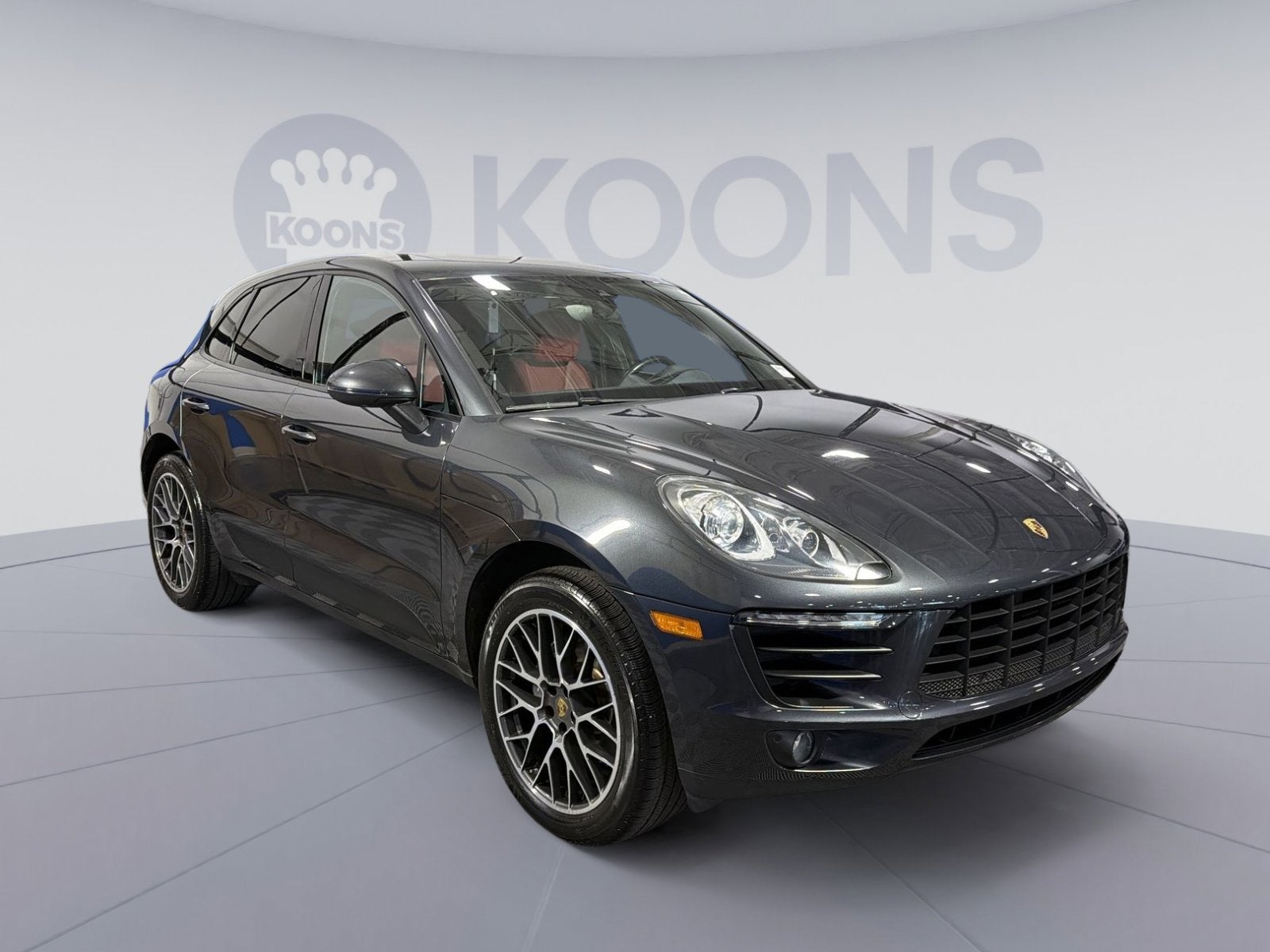 2018 Porsche Macan Base