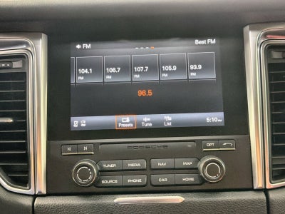 2018 Porsche Macan Base