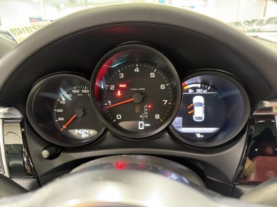 2018 Porsche Macan Base