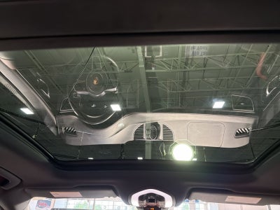 2018 Porsche Macan Base