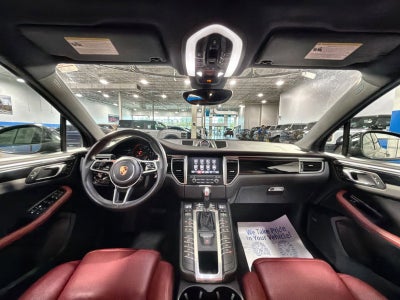 2018 Porsche Macan Base