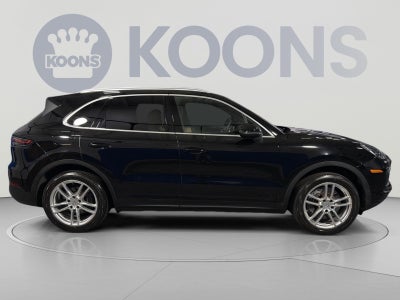 2023 Porsche Cayenne Platinum Edition