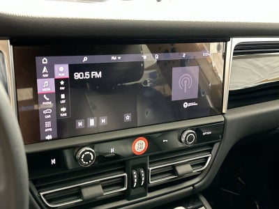 2023 Porsche Macan S