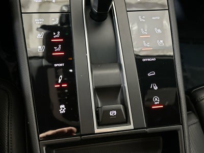 2023 Porsche Macan S