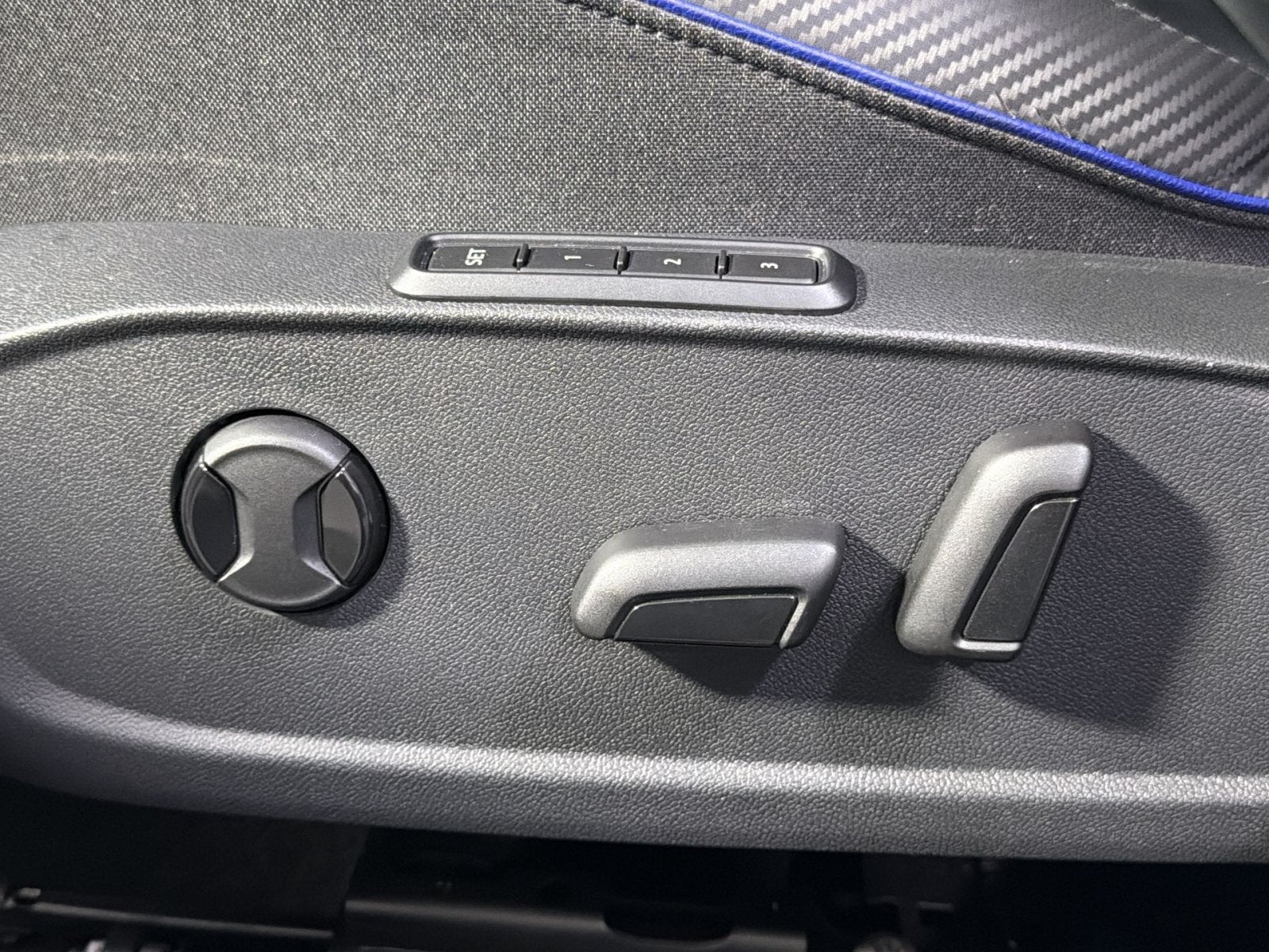 2023 Volkswagen Golf R 2.0T