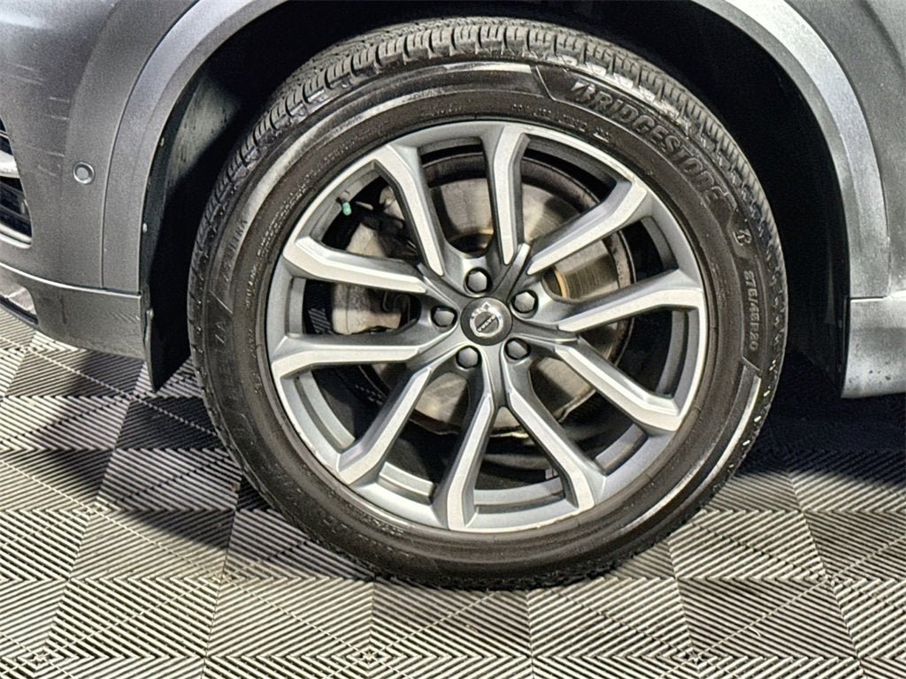 2018 Volvo XC90 T5 Momentum