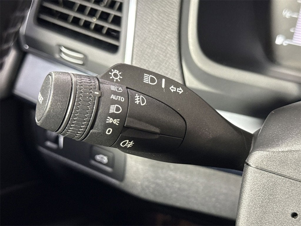 2018 Volvo XC90 T5 Momentum