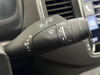 2018 Volvo XC90 T5 Momentum