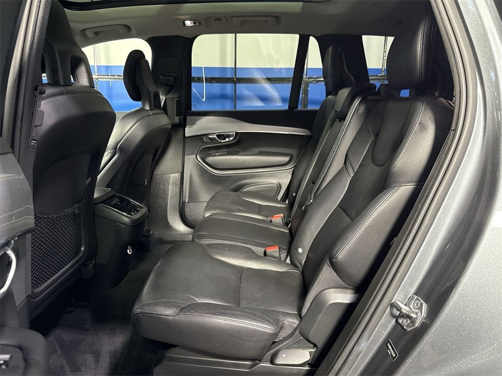 2018 Volvo XC90 T5 Momentum