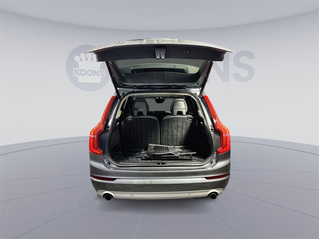 2018 Volvo XC90 T5 Momentum