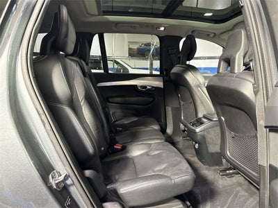 2018 Volvo XC90 T5 Momentum