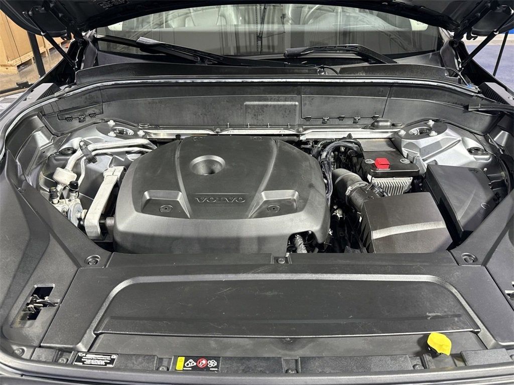 2018 Volvo XC90 T5 Momentum