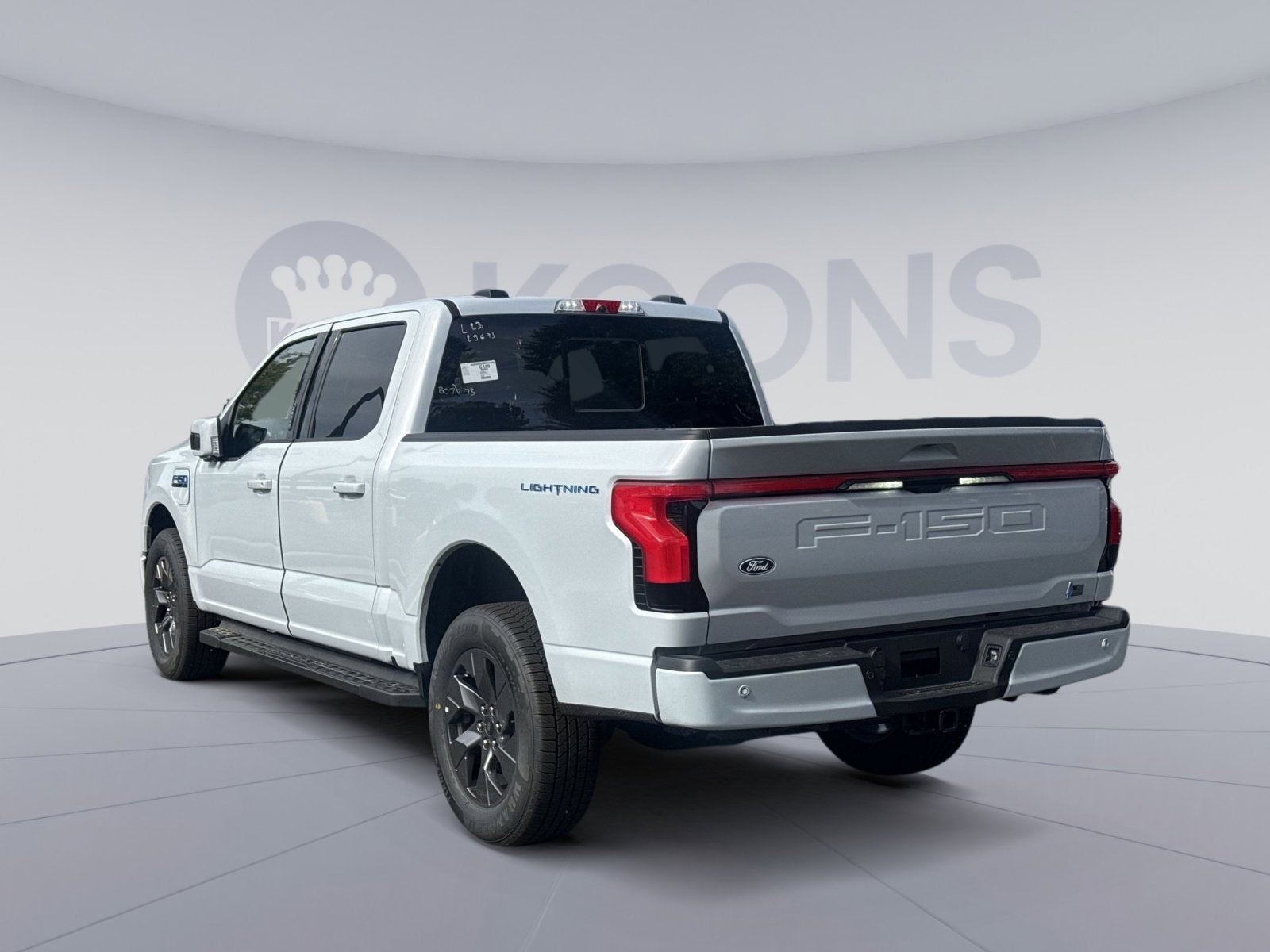 2025 Ford F-150 Lightning Lariat